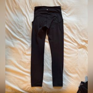 Black Lululemon Leggings w/ pockets